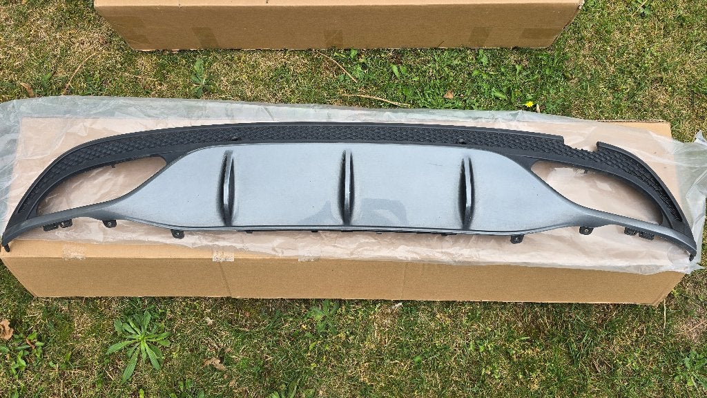 Achter defuser mercedes c classe break amg line s205, Autos : Pièces & Accessoires, Arrière, Pare-chocs, Mercedes-Benz, Enlèvement