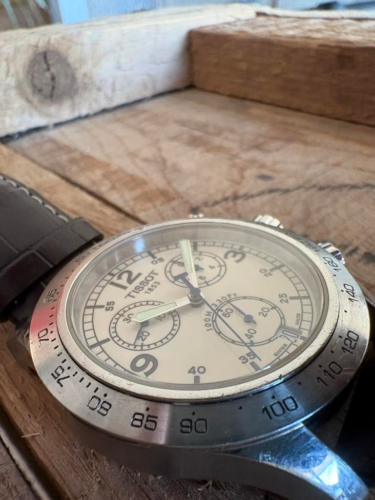 Tissot, chronographe, Enlèvement