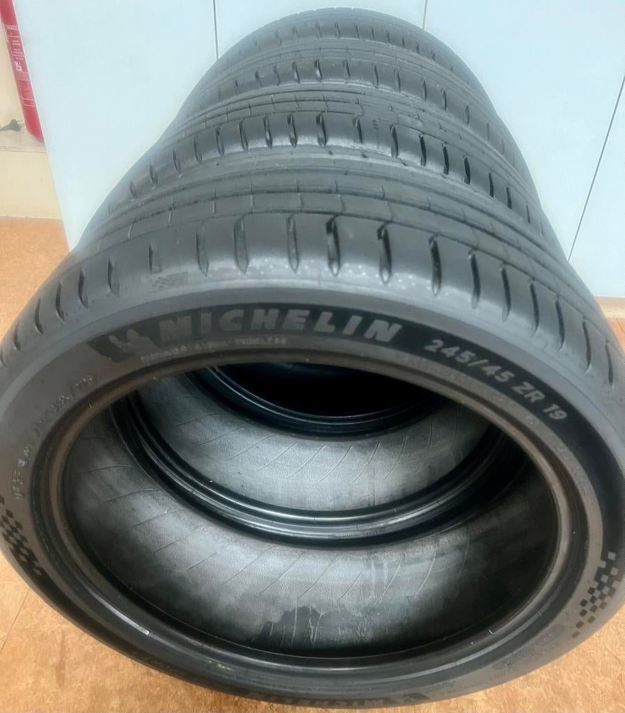 4x Nieuwe Michelin banden 245/45 R19 102Y XL – Topstaat, Ophalen, Zo goed als nieuw