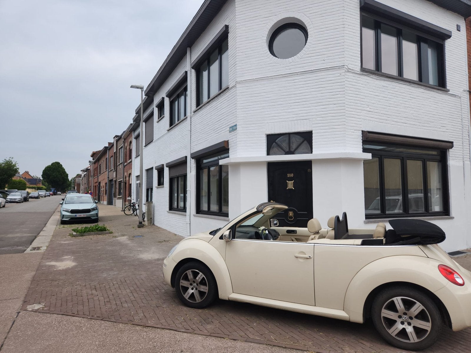 Stijlvol gerenoveerde woning met moderne open keuken, Immo, Huizen en Appartementen te koop, Tot 200 m², 3 kamers, Hoekwoning