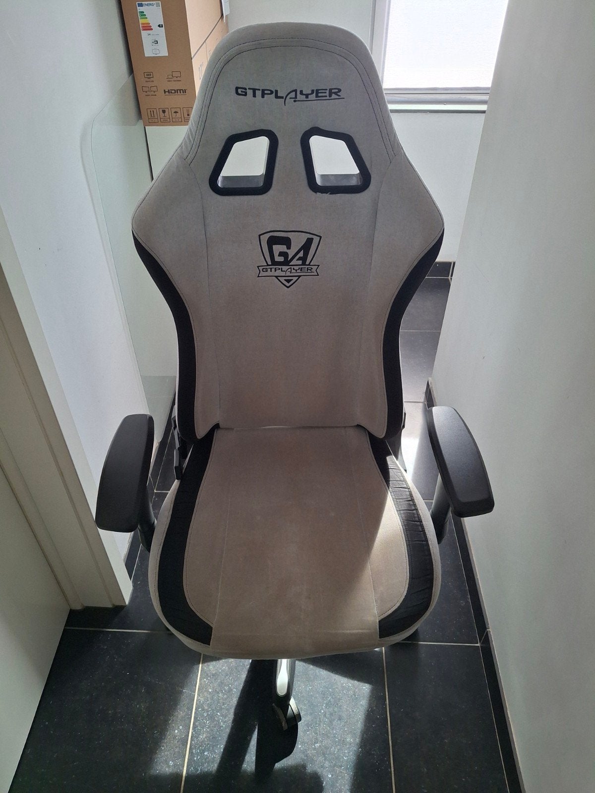 chaise gaming, Ophalen