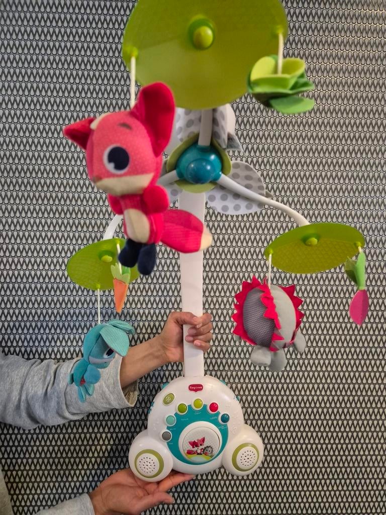 Tiny Love Sooth'N Groove Muziekmobiel - Meadow Days, Ophalen, Zo goed als nieuw, Mobiel, Met licht