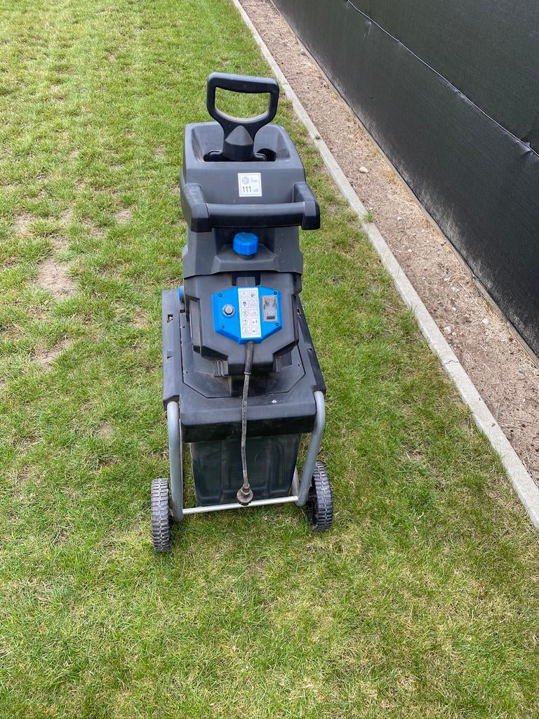 Kleine akselaar, Jardin & Terrasse, Déchiqueteurs, Enlèvement, Comme neuf