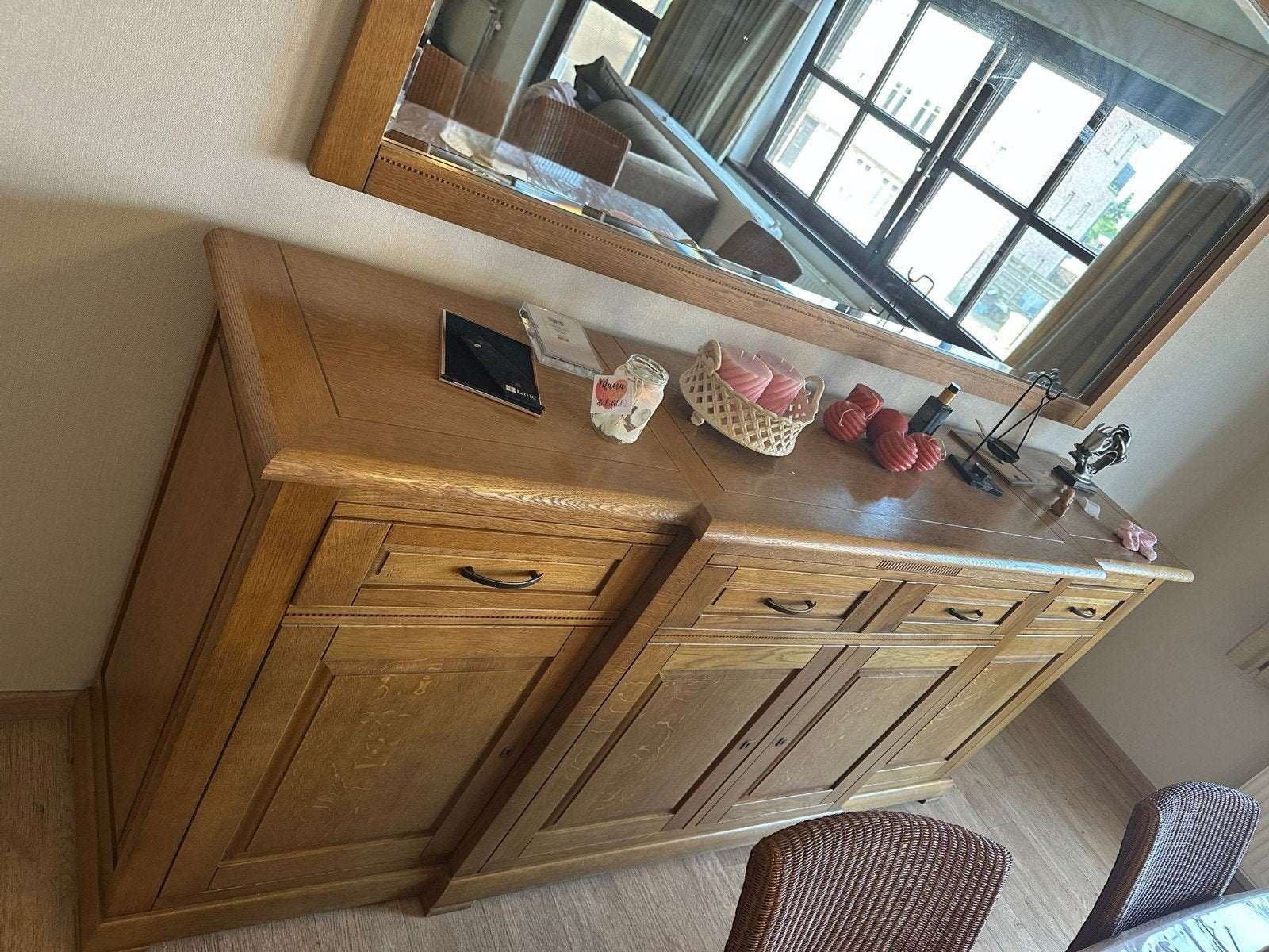 Dressoir in landelijke stijl, Huis en Inrichting, Kasten | Dressoirs, Ophalen