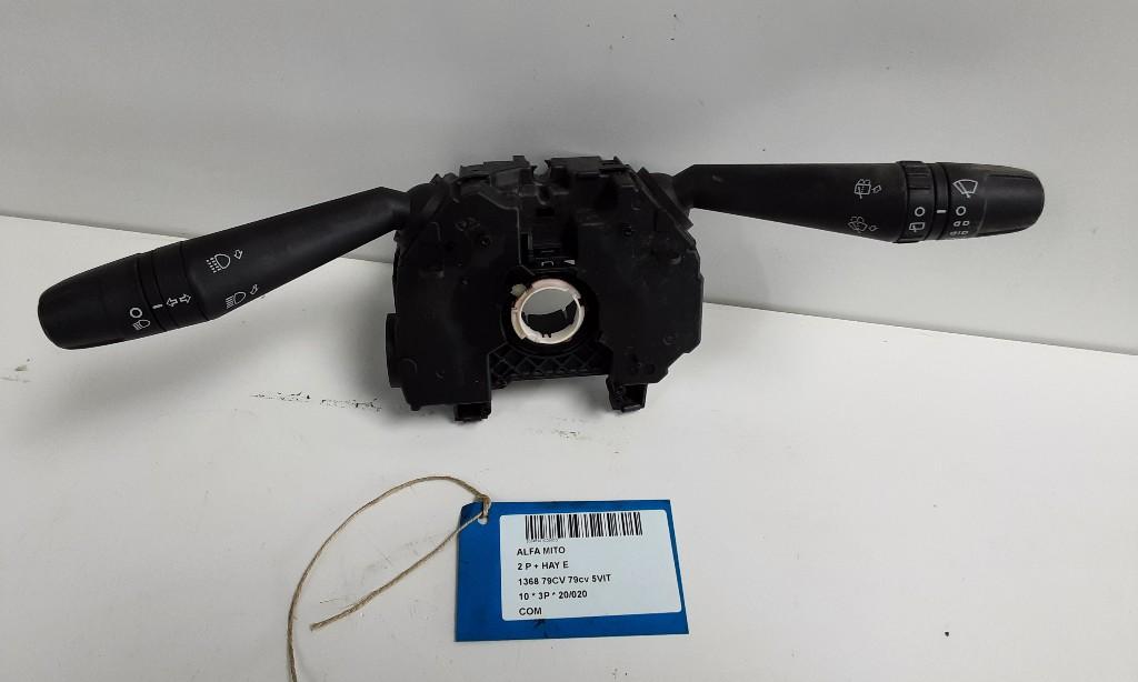 COMMUTATEUR Alfa Romeo MiTo (955) (86262000), Mevr. I. Hauben, Utilisé, Alfa Romeo, Rue de l'Espoir 34 34
4030  GRIVEGNÉE, BE