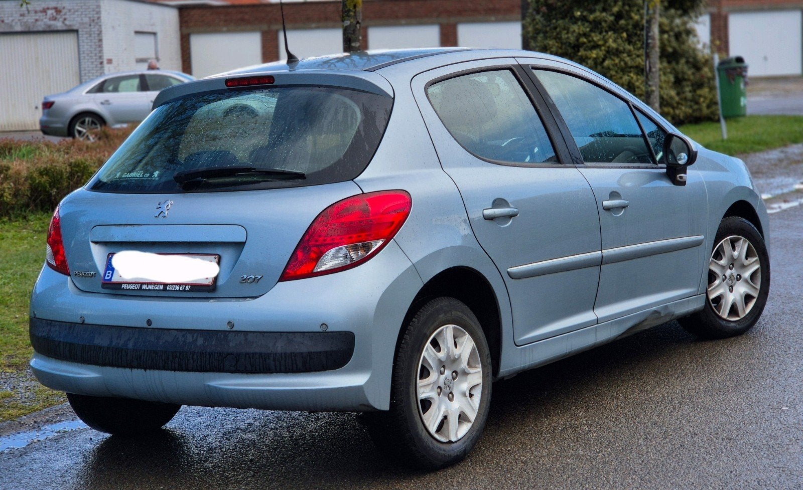 Peugeot 207.14ess 2011.145000km clima ctok 3300€, Euro 5, Boîte manuelle, 5 portes, Particulier