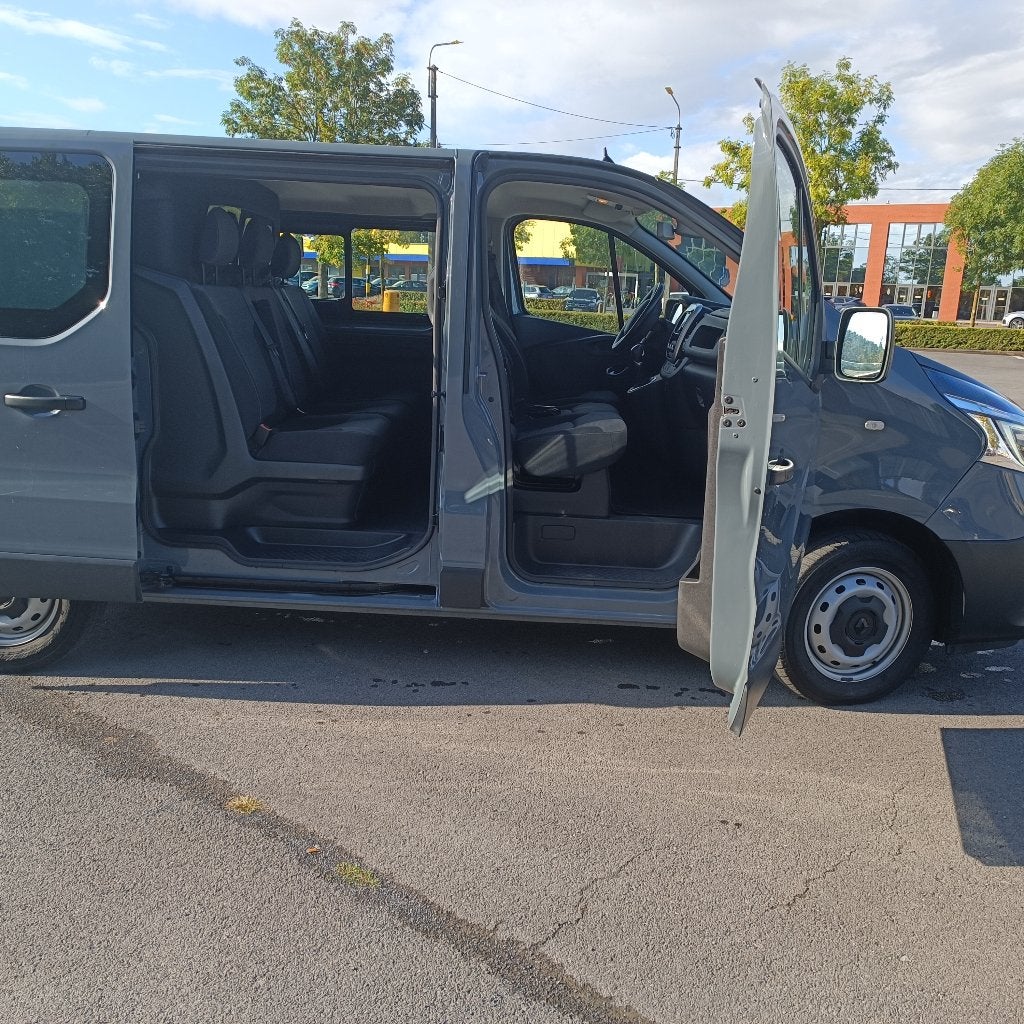 renault trafic dubbele cabine,6 plaatsen,lichte vracht, Stof, 199 g/km, 4 cilinders, Renault