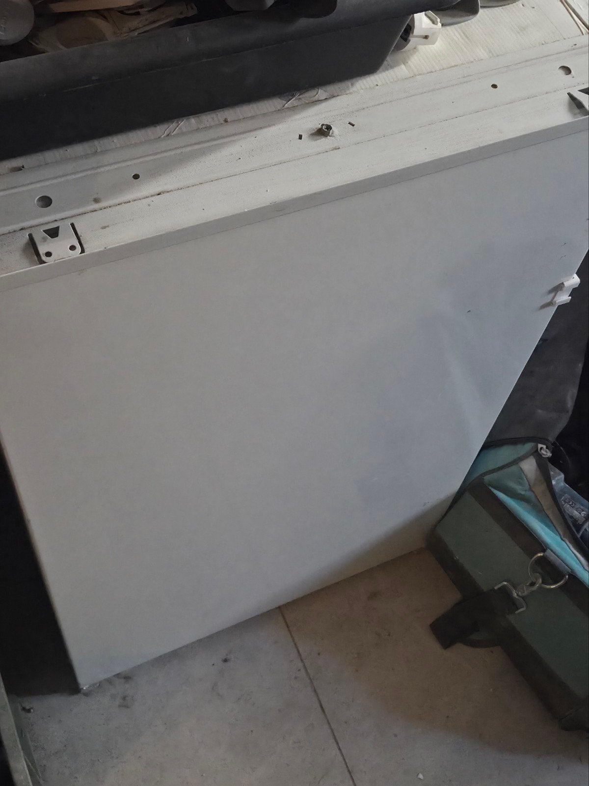 frigo encastrable, Enlèvement