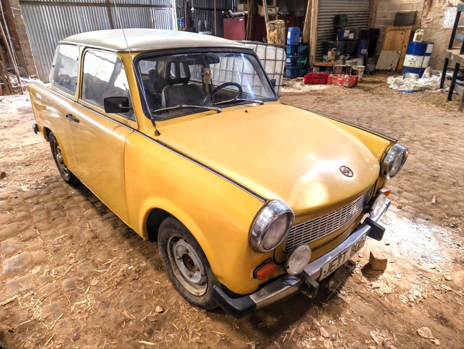 Trabant 601 Luxe, foto 1