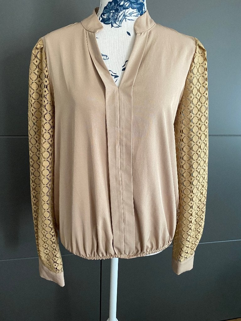 beige blouse large, Kleding | Dames, Ophalen of Verzenden, Zo goed als nieuw, Beige