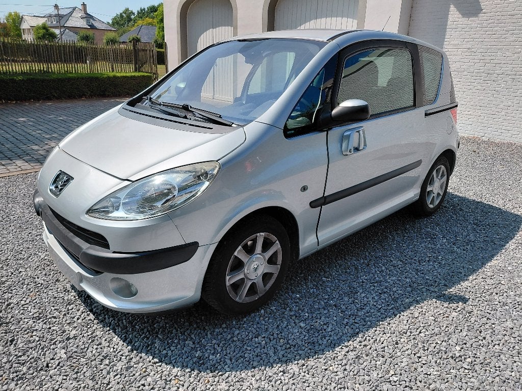 PEUGEOT 1007 1.4 BENZINE, Auto's, Voorwielaandrijving, 4 zetels, Stof, 1360 cc