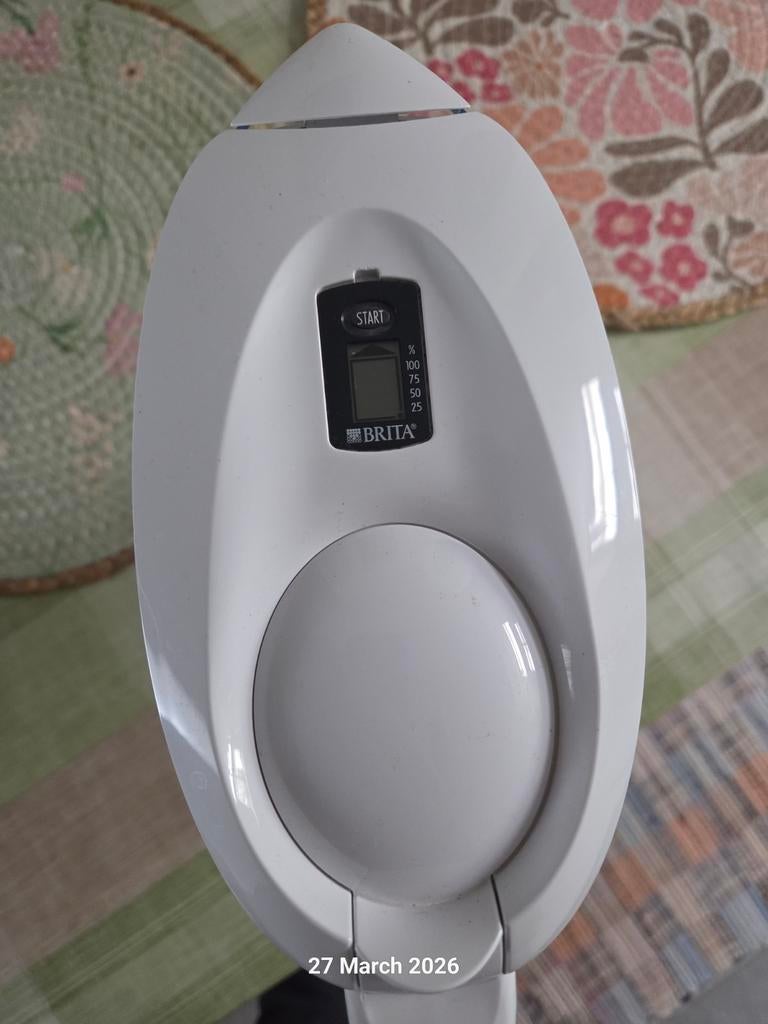 Brita waterfilter wit, Ophalen, Zo goed als nieuw