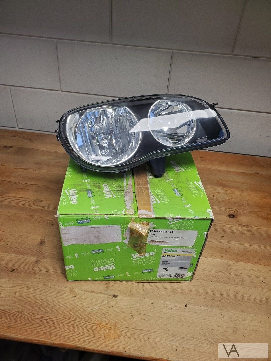 Toyota Corolla 1998 - 2002 koplamp rechts NIEUW in doos €30, -, Toyota, Utilisé, -