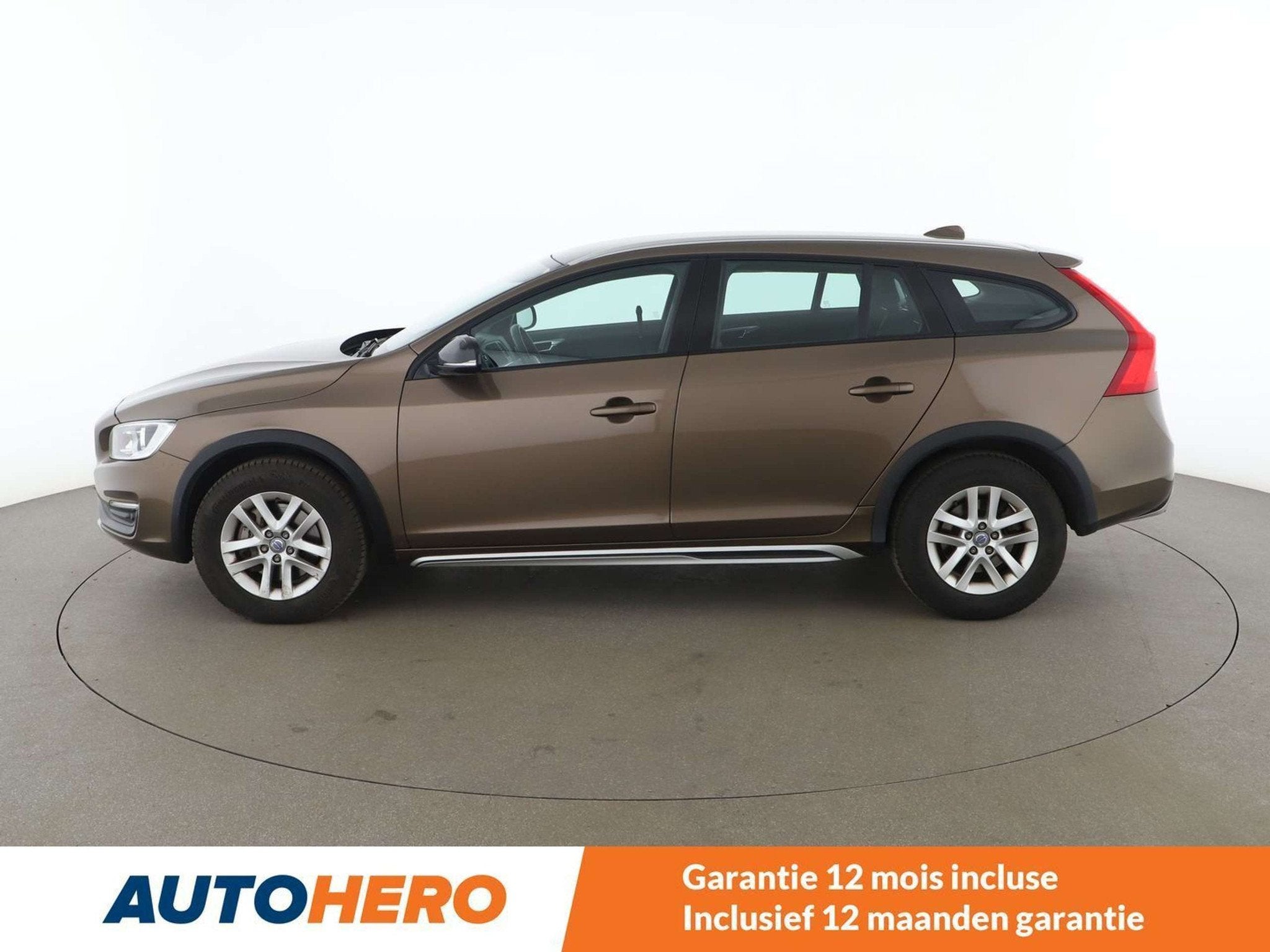 Volvo V60 Cross Country 2.0 D3 Kinetic (bj 2016), Auto's, Voorwielaandrijving, Gebruikt, 1712 kg, V60