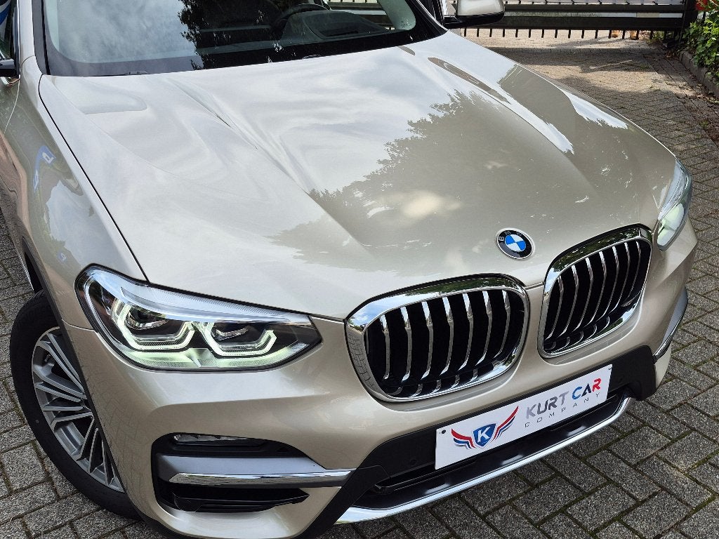 BMW X3 2.0i xDrive Facelift | Head Up | Pano | Camera | LED, Autos, BMW, Cuir, Argent ou Gris, Achat, Entreprise