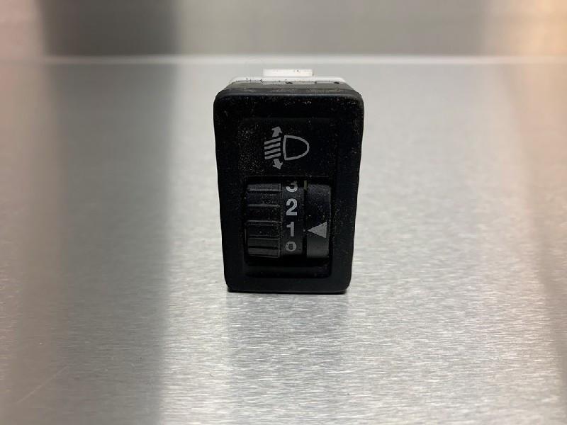 KOPLAMP IHV SCHAKELAAR Suzuki Grand Vitara II (JT), Gebruikt, Suzuki