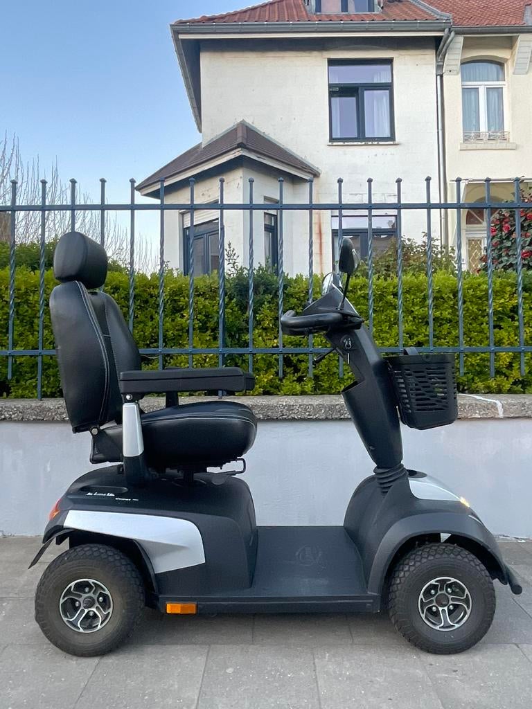 Scootmobiel Invacare Comet Pro elektrische scooter, Ophalen of Verzenden, Inklapbaar, Zo goed als nieuw, Elektrische rolstoel