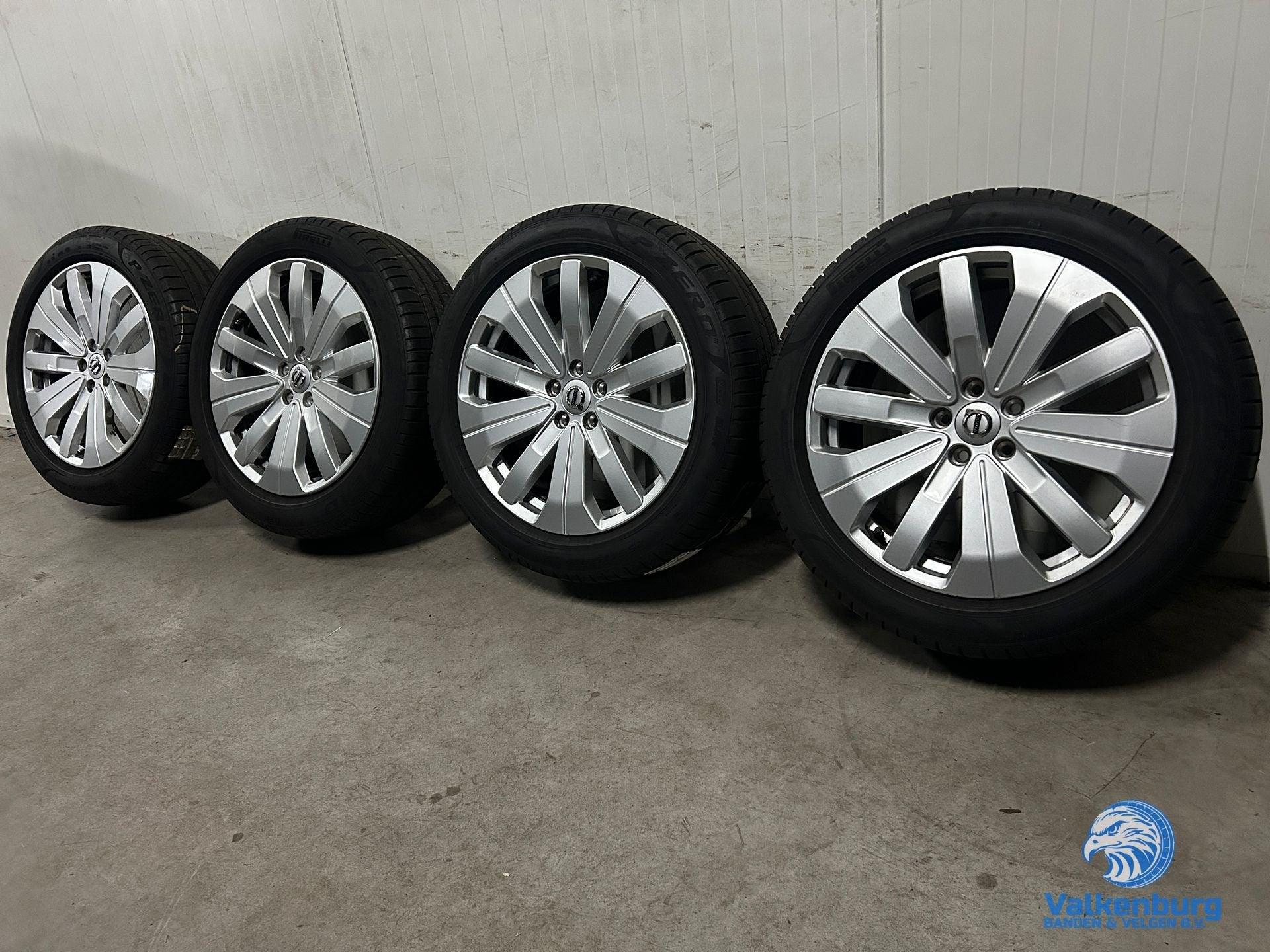 7-8mm! Originele Volvo C40 XC40 EC40 EX40 5 Spoke 19 inch br, 19 inch, Gebruikt, -, -