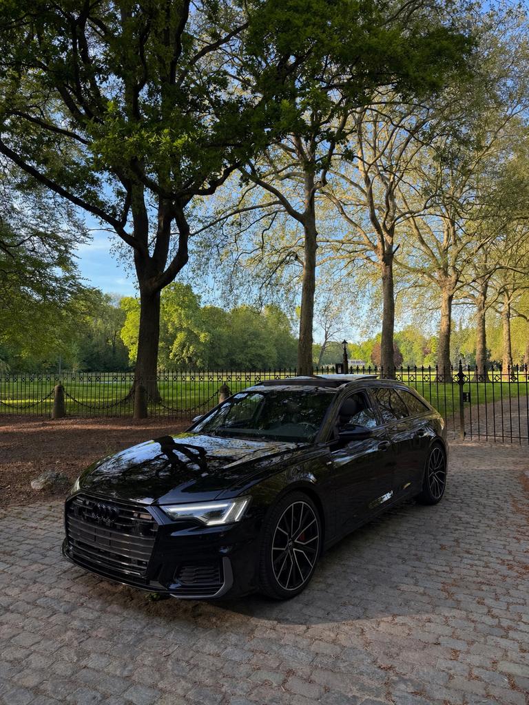 AUDI A6 AVANT 55 TFSI e Quattro S-line, Auto's, Automaat, Zwart, Bedrijf, Parkeerassistent