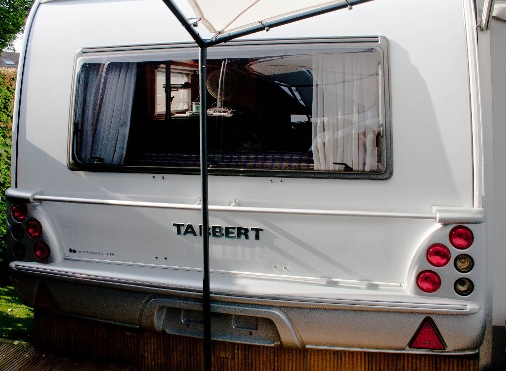 Caravan Tabbert Vivaldi 2,5 m 2007 met voortent, Caravans en Kamperen, Particulier, Tabbert