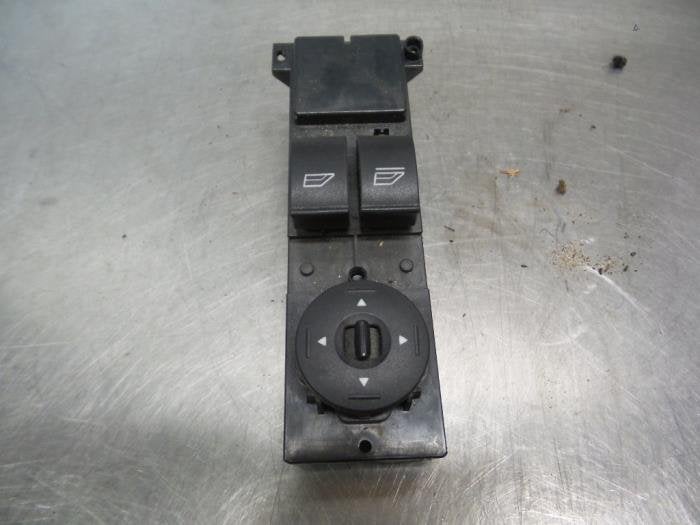 Elektrisch Raam Schakelaar van een Ford Focus (Focus 04-), Gebruikt, -, -, Ophalen of Verzenden
