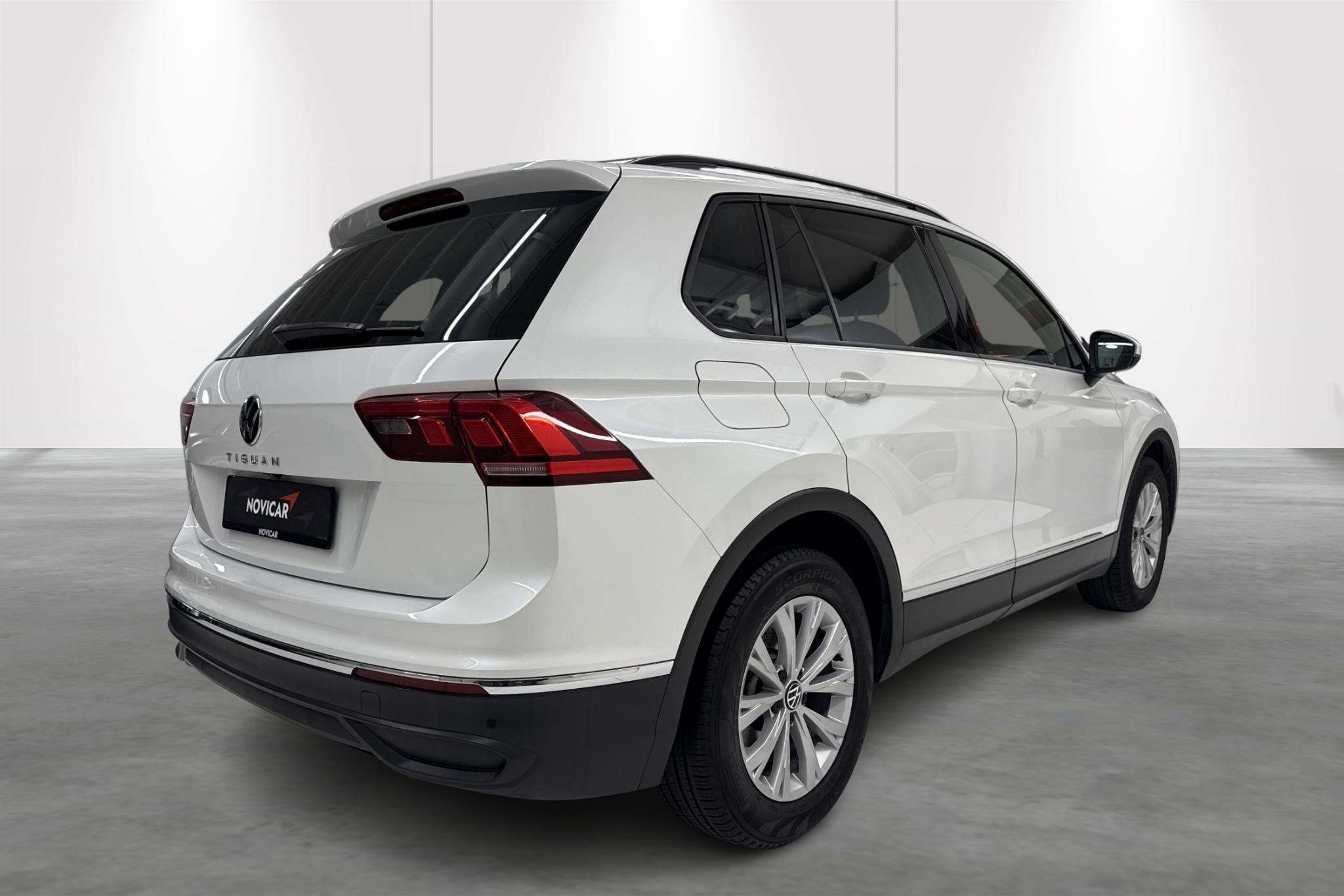 Volkswagen Tiguan 1.5 TSI 96kW Life, Voorwielaandrijving, Gebruikt, Zwart, 4 cilinders