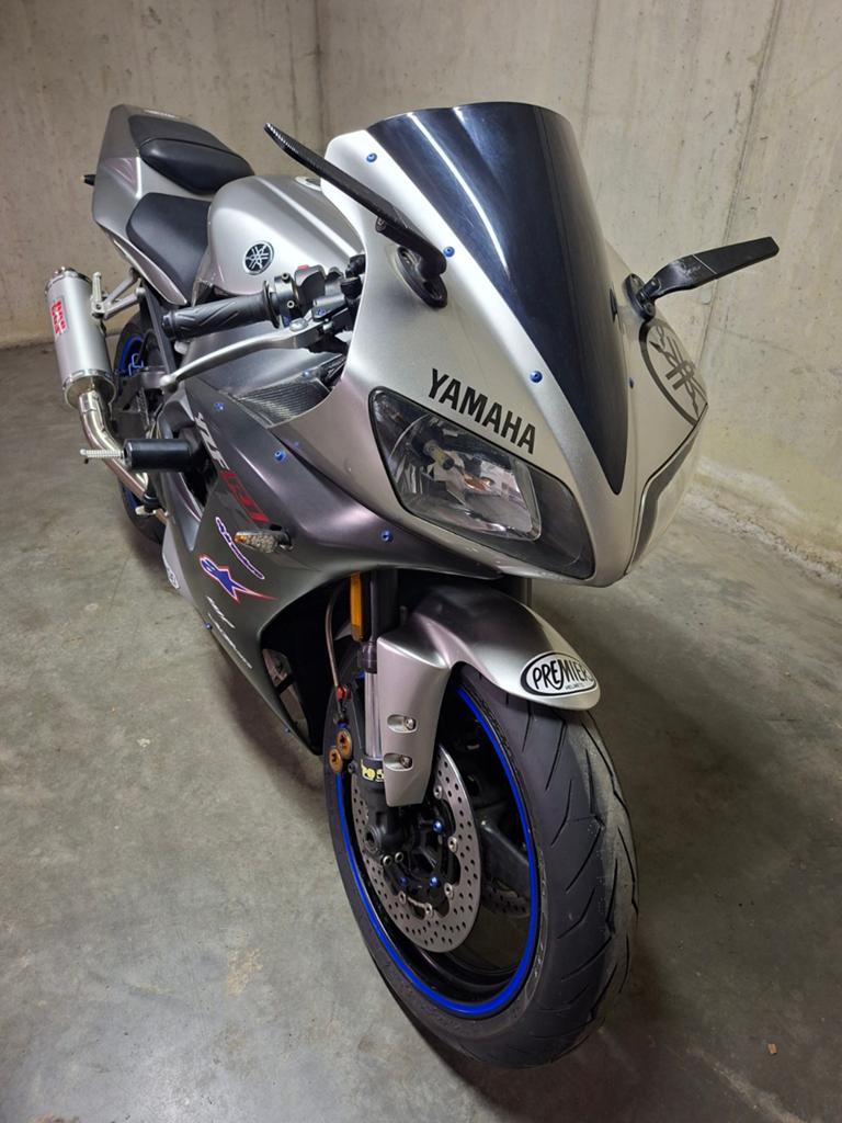 Yamaha R1 - Super Sportief - Nw Tyres !! - Bos Exhaust, Motoren, Motoren | Yamaha, Sport, Particulier, Meer dan 35 kW, 1000 cc