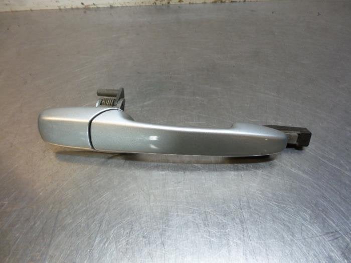 Poignée portière 4portes arrière droite d'un Mazda 6 (6 0, -, 3 mois de garantie, Mazda, Utilisé