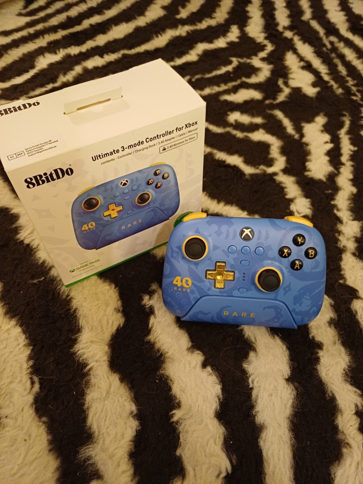 8BitDo Ultimate 3-mode Controller for Xbox (Rare + wireless), Enlèvement ou Envoi