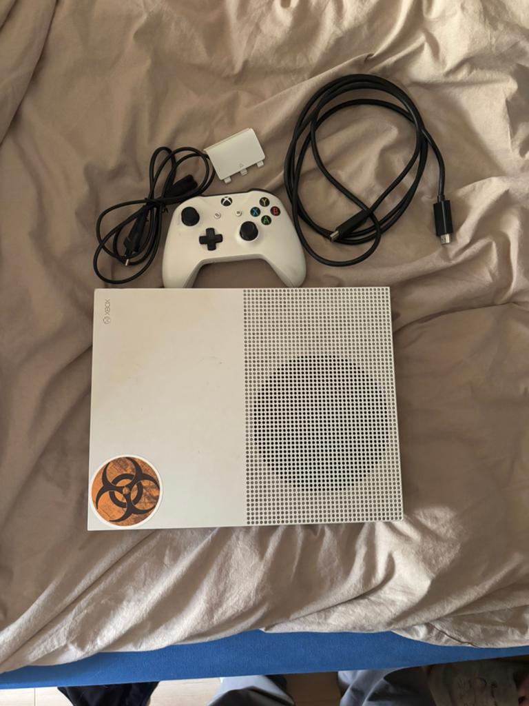 Xbox one s, Games en Spelcomputers, Spelcomputers | Xbox One, Zo goed als nieuw, Xbox One, 500 GB, Met 1 controller, Ophalen of Verzenden