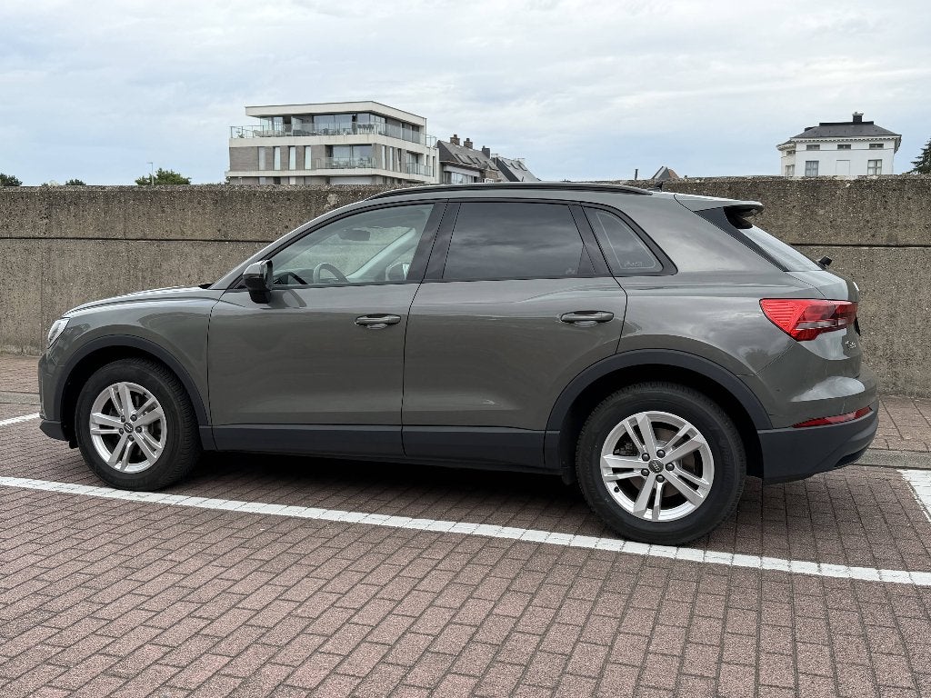 Audi Q3 2021 150PK Automaat Leder Camera 82DKM Euro6e, Auto's, Automaat, https://public.car-pass.be/vhr/0b8d44ee-6905-446a-815c-2e3230386f89