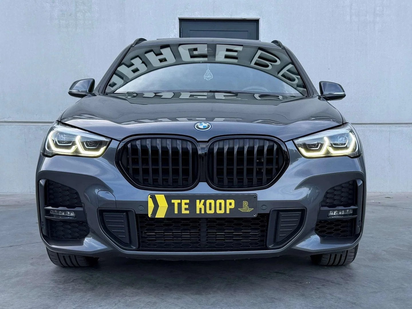 BMW X1 xDrive*M-Sport*Panodak*Trekhaak*Head-Up*ACC*Camera*Co, 1798 kg, Gebruikt, Leder, 5 zetels