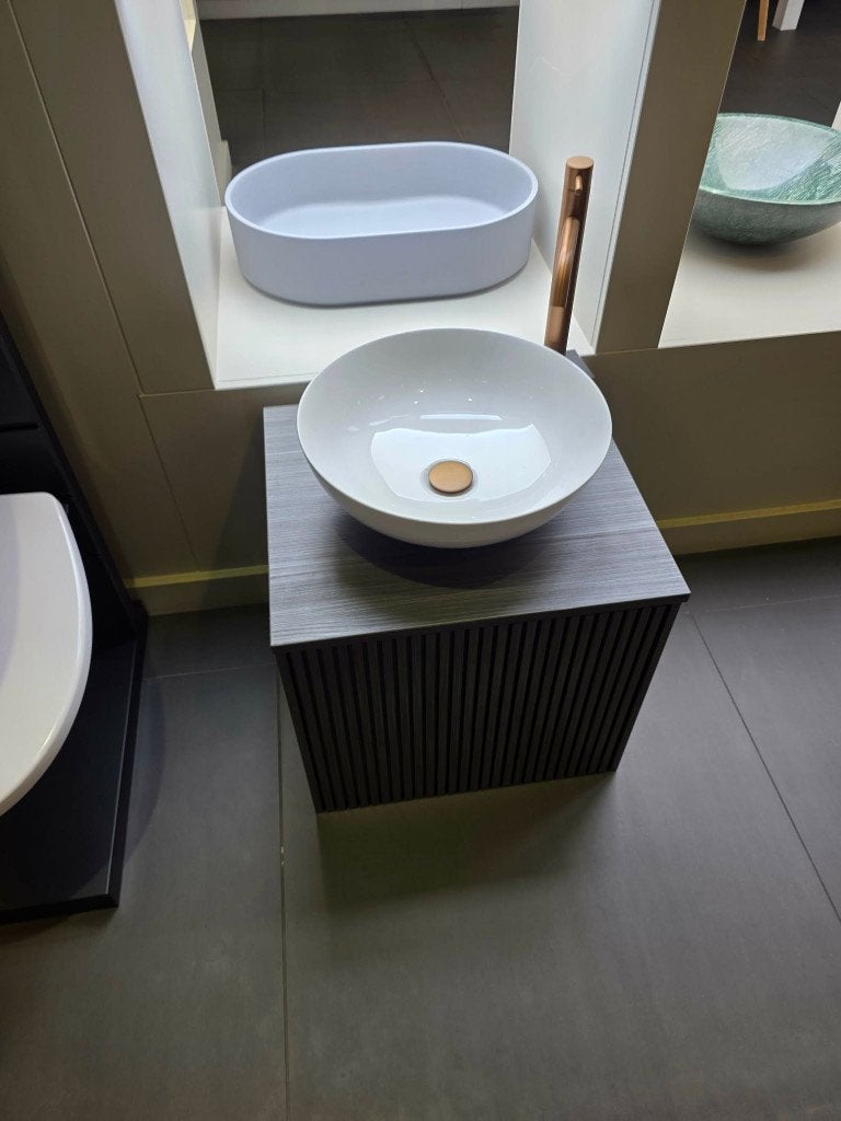badmeubel nieuw met waskom + bronzen kraan !!!, Doe-het-zelf en Bouw, Sanitair, Ophalen, Nieuw, Wastafel
