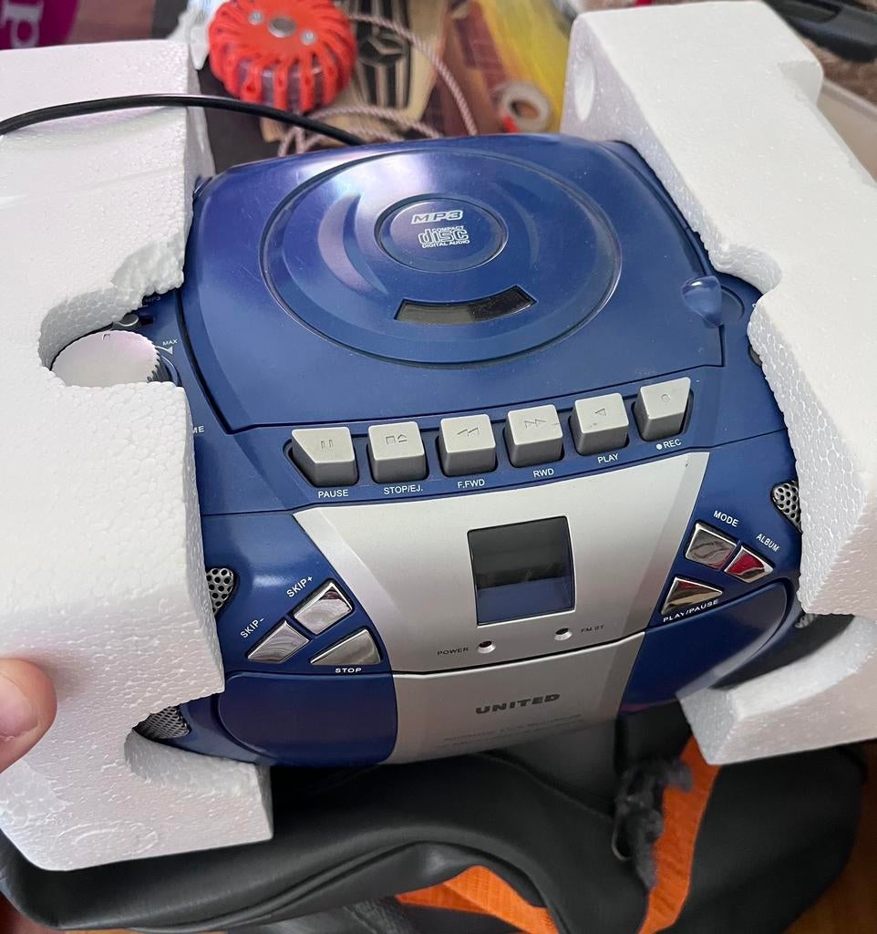 Lecteur CD radio mp3 nouveau, Enlèvement, Comme neuf