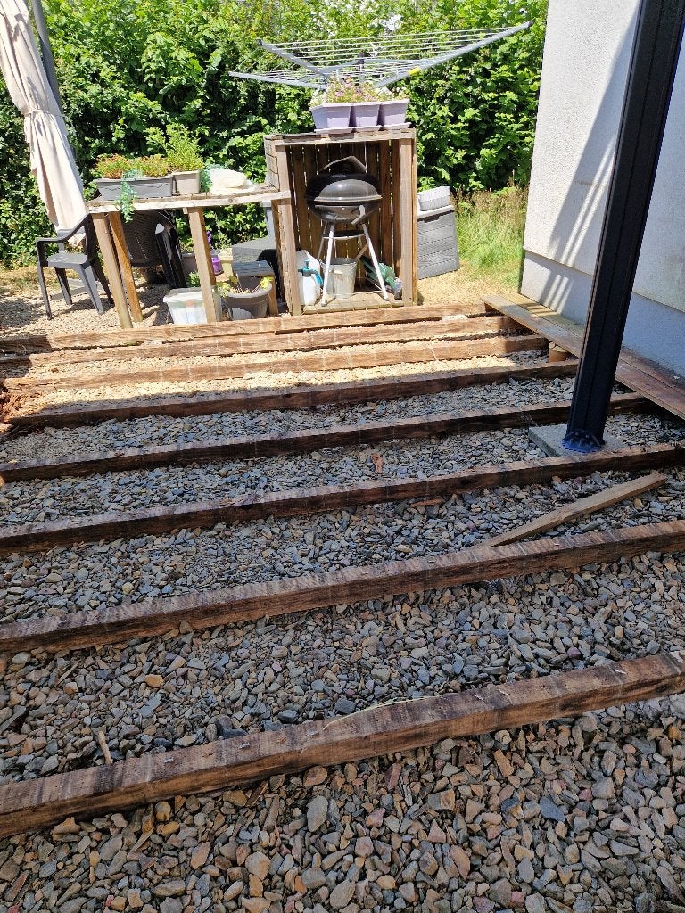 Bois de terrasse, Planches, Bois dur, Enlèvement, Utilisé