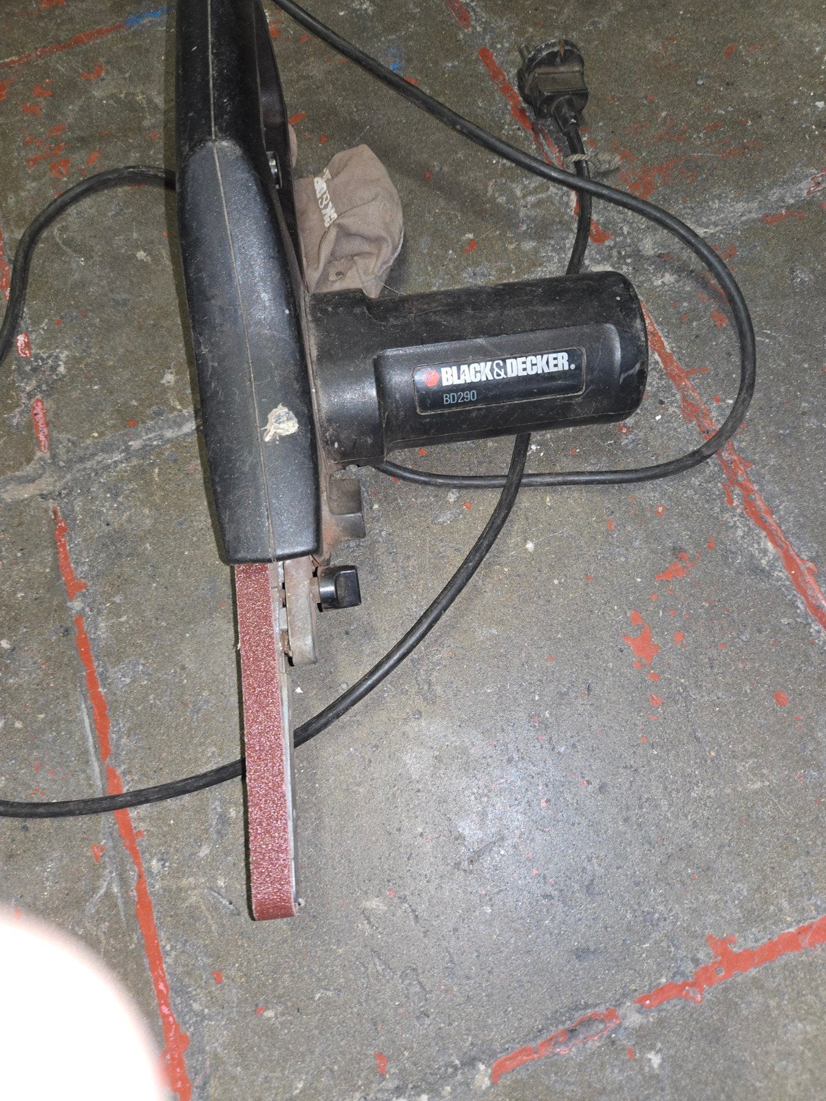 bandschuirmachien black en deker, Doe-het-zelf en Bouw, Gereedschap | Handgereedschap, Ophalen