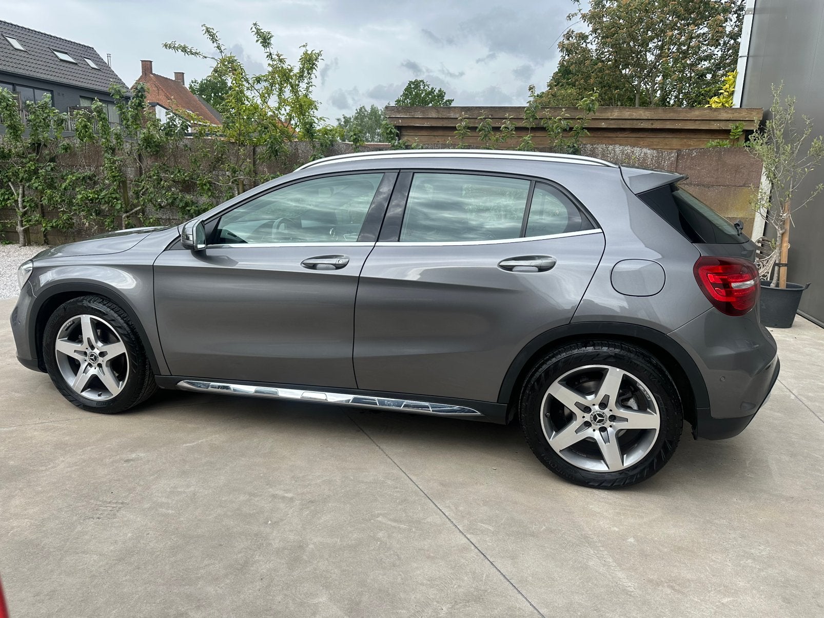 Mercedes GLA automatique/ligne AMG/essence !, Autos, 90 kW, Achat, Euro 6, Entreprise