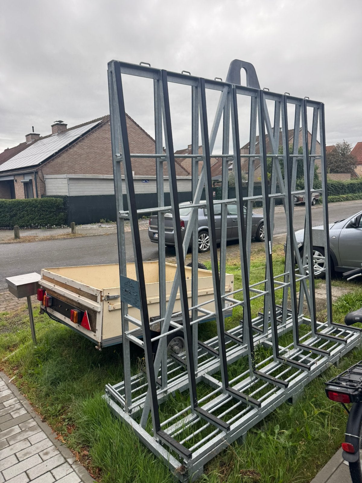 Gegalvaniseerde Glasbok, Ophalen, Zo goed als nieuw