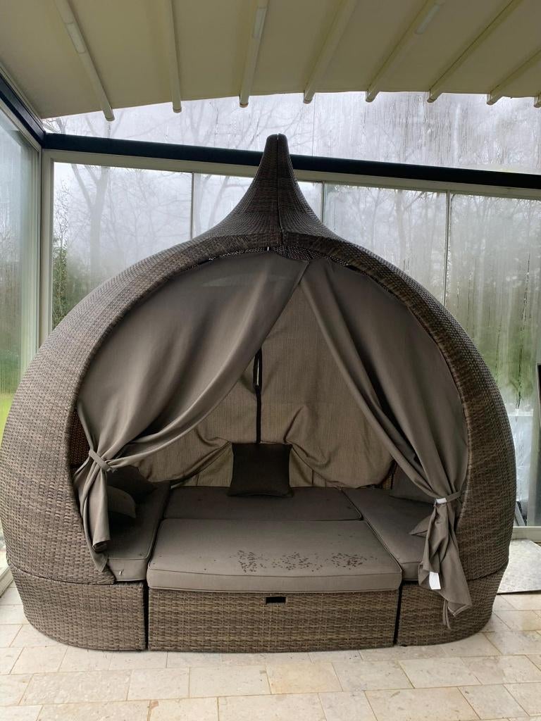Salon de jardin, Ophalen, Gebruikt