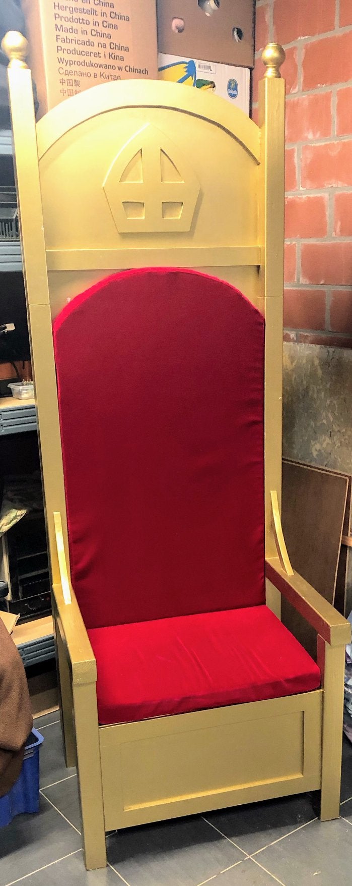 Sinterklaastroon te huur, Enlèvement ou Envoi