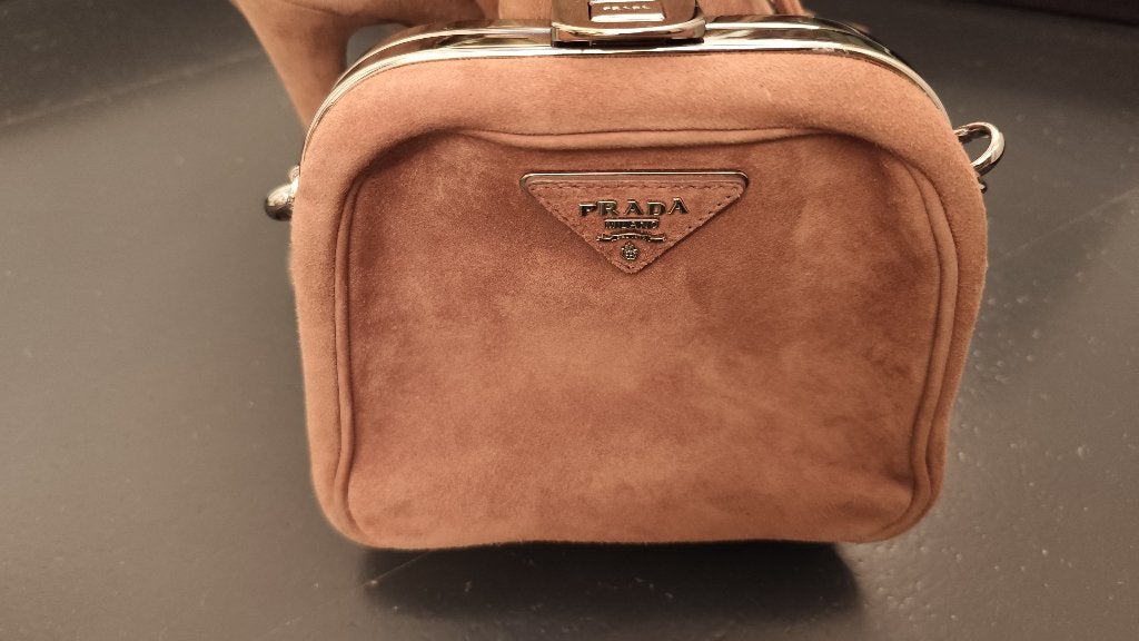 sac de soirée Prada, Bijoux, Sacs & Beauté, Enlèvement, Comme neuf, Sac de soirée