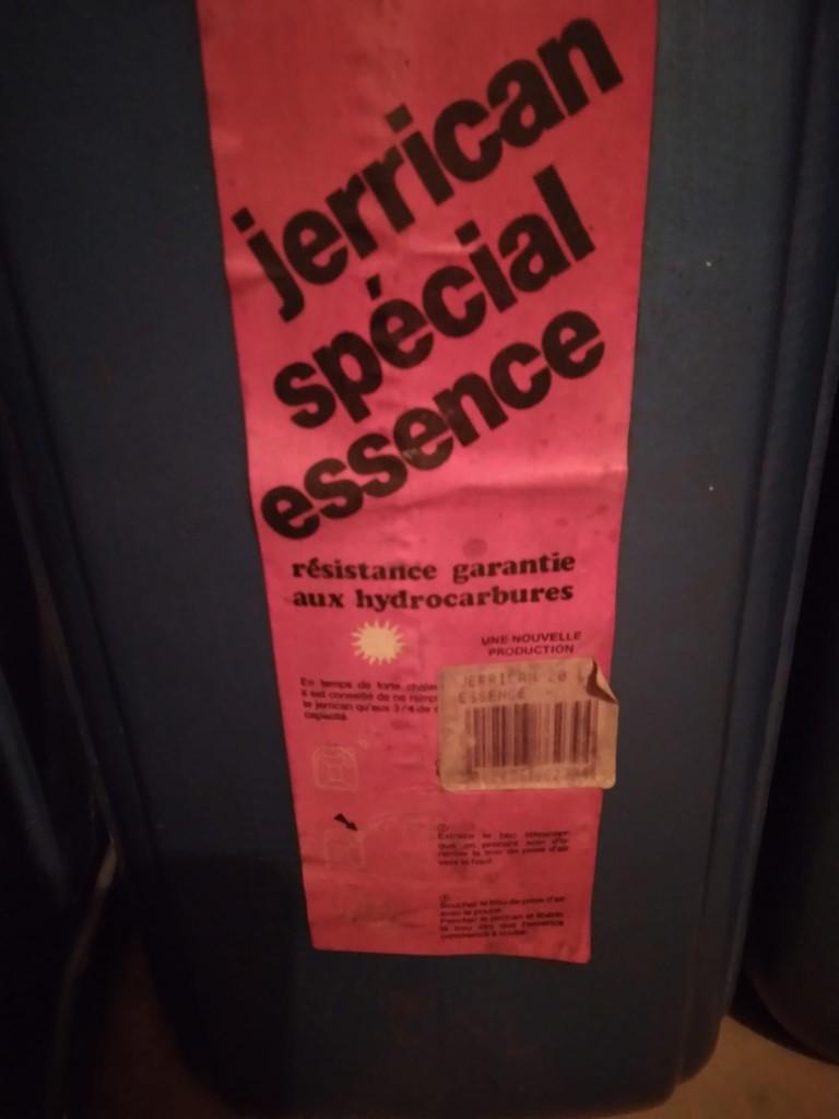Jerrican spécial essence, Divers, Enlèvement, Utilisé