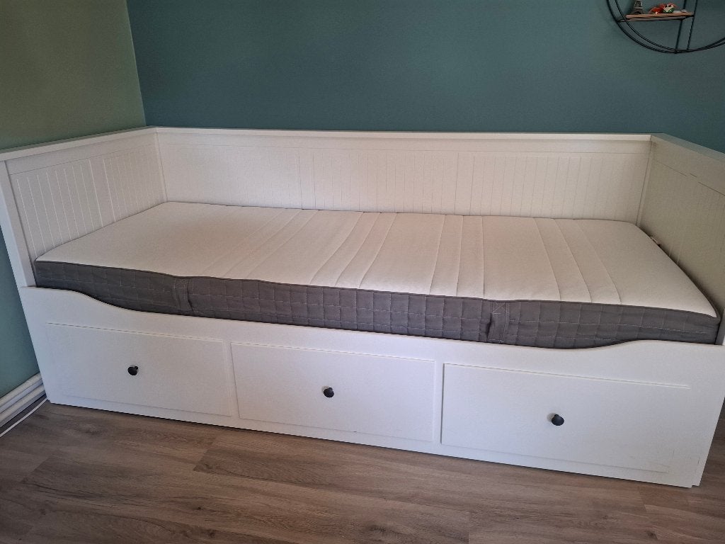 uitschuifbaar bed Ikea Hemnes wit met 3 lades, Une personne, Utilisé, Enlèvement, 80 cm