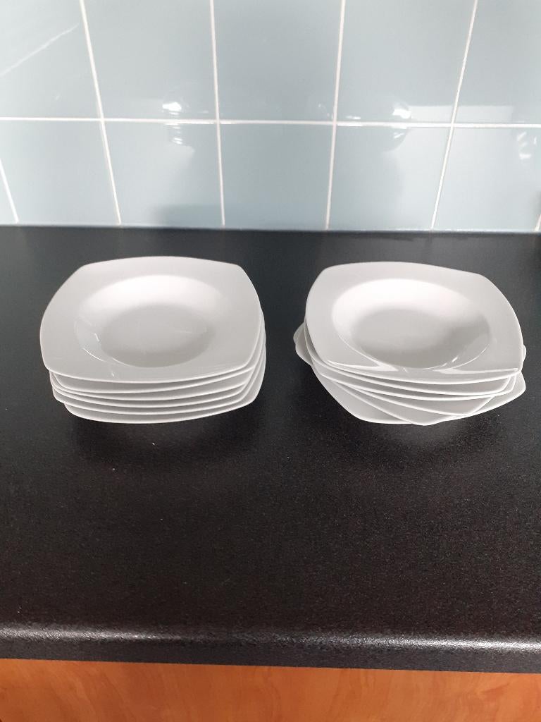 6 ou 12 assiettes creuses pour soupe ou dessert, Enlèvement, Comme neuf, Assiettes(s)