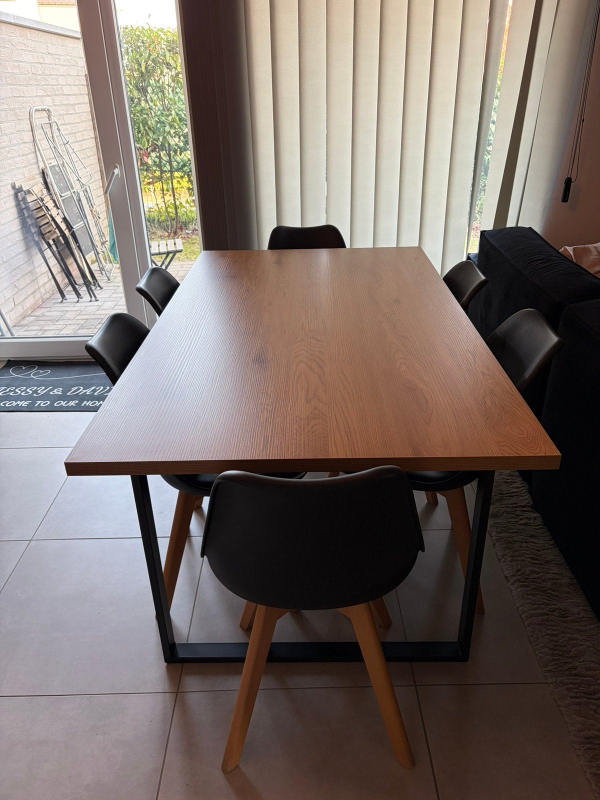 Table+6chaises, Enlèvement, Utilisé, Cinq personnes ou plus, Carré