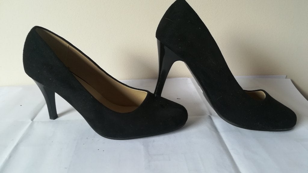 558B* LH zwarte pumps met hoge hakken (41), Pumps, Verzenden, Zwart, Gedragen