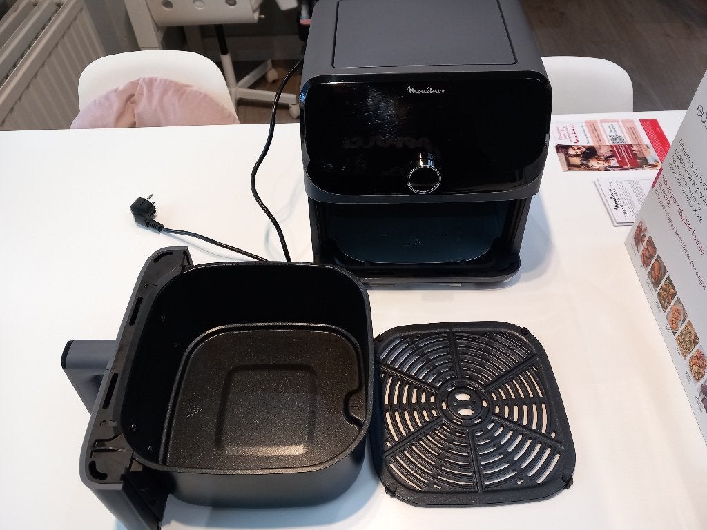 Moulinex Airfryer 7,5L | 2020W | presque neuf | 70€, Enlèvement ou Envoi, Comme neuf, Friteuse à air, 1500 grammes ou plus