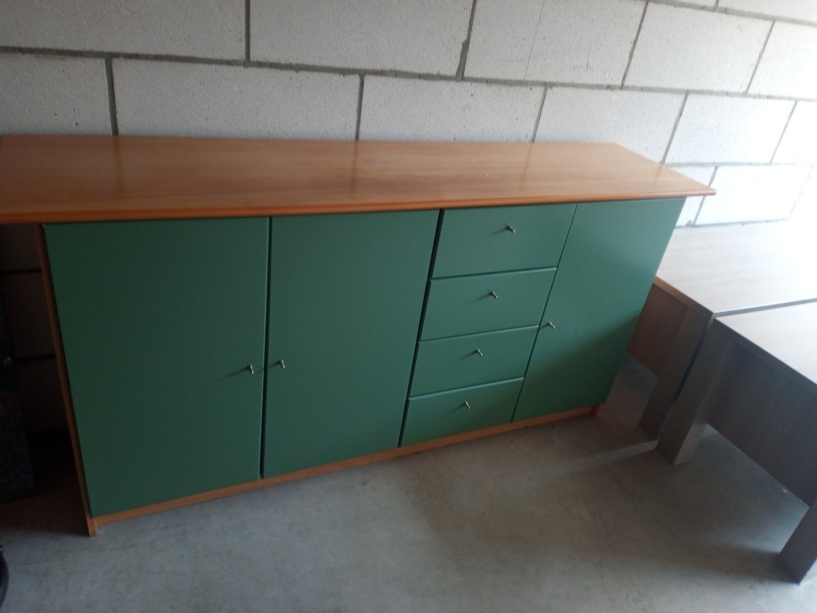 Gratis kast, Ophalen, Met lade(s), 100 tot 150 cm, 150 tot 200 cm