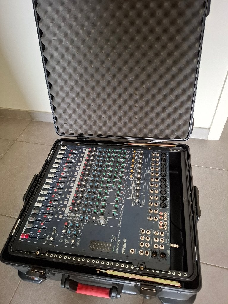 Yamaha mixer, Enlèvement, Comme neuf