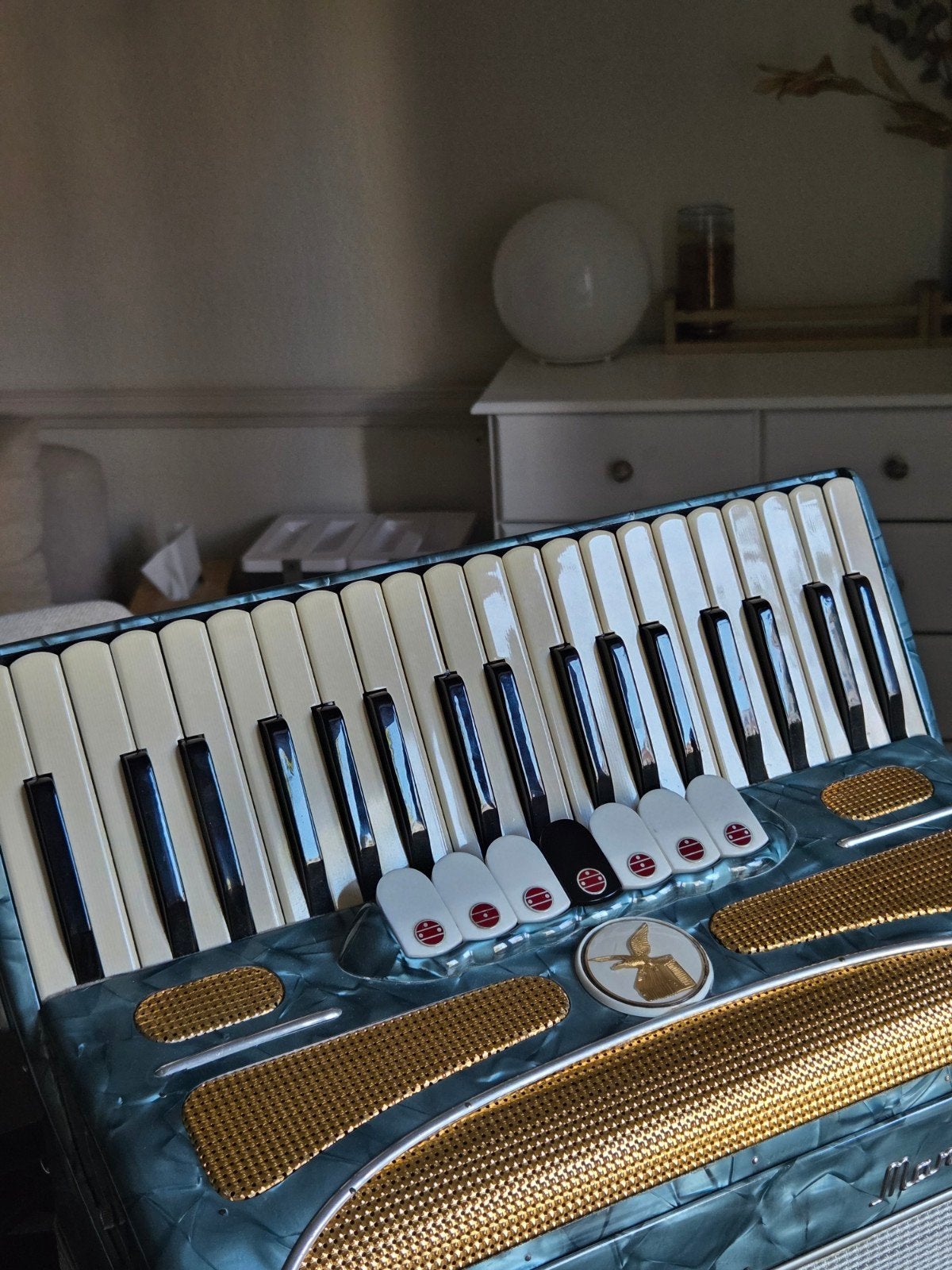 Accordéon Mantovani, Musique & Instruments, Enlèvement ou Envoi, Avec valise, Comme neuf, Accordéon à touches